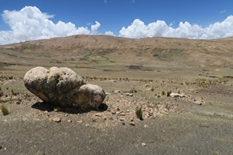 Pierre crapaud, Norte-Potosí, 2017 © Laurence Charlier Zeineddine